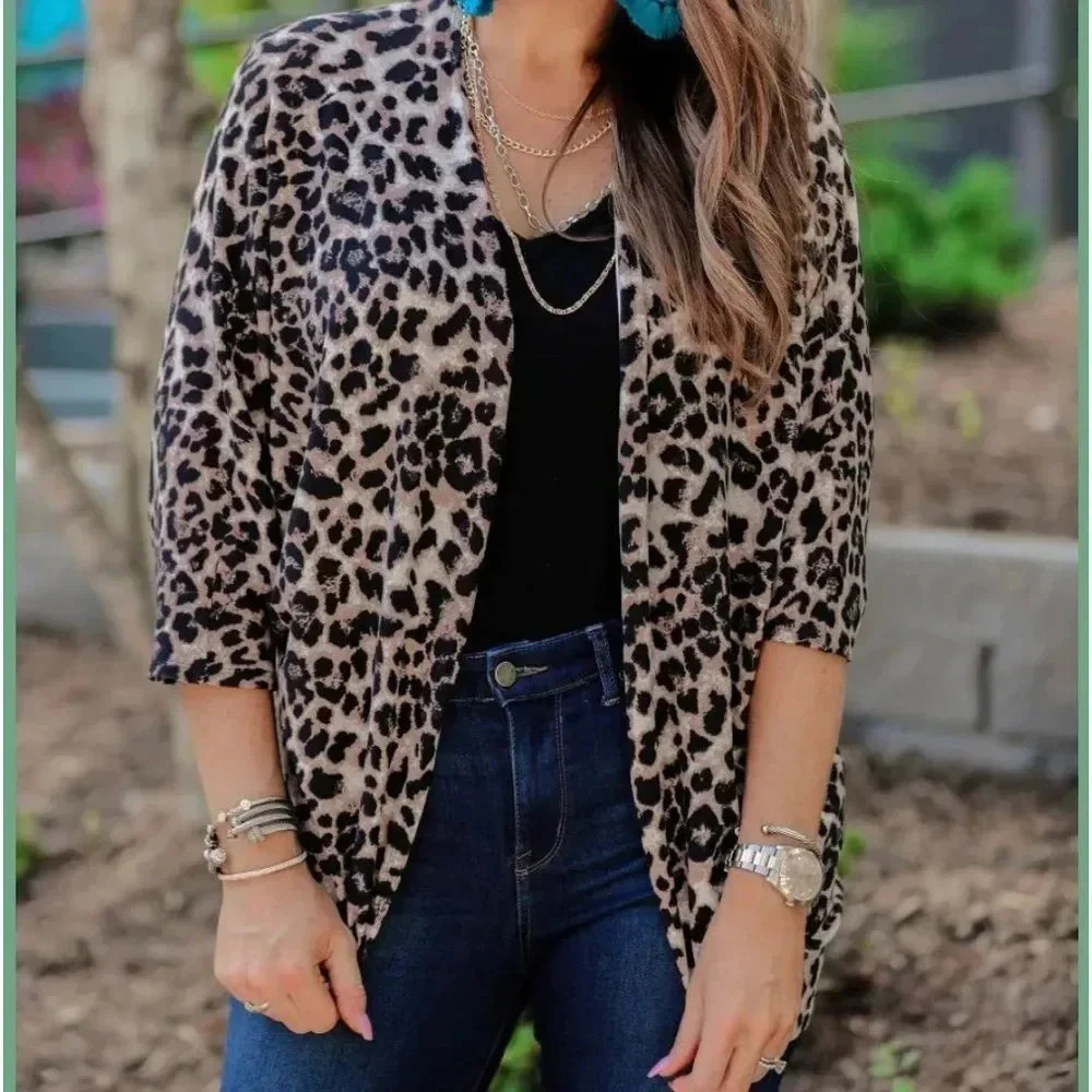 HEMIUSA LEOPARD CARDIGAN NWOT - Picture 2 of 4
